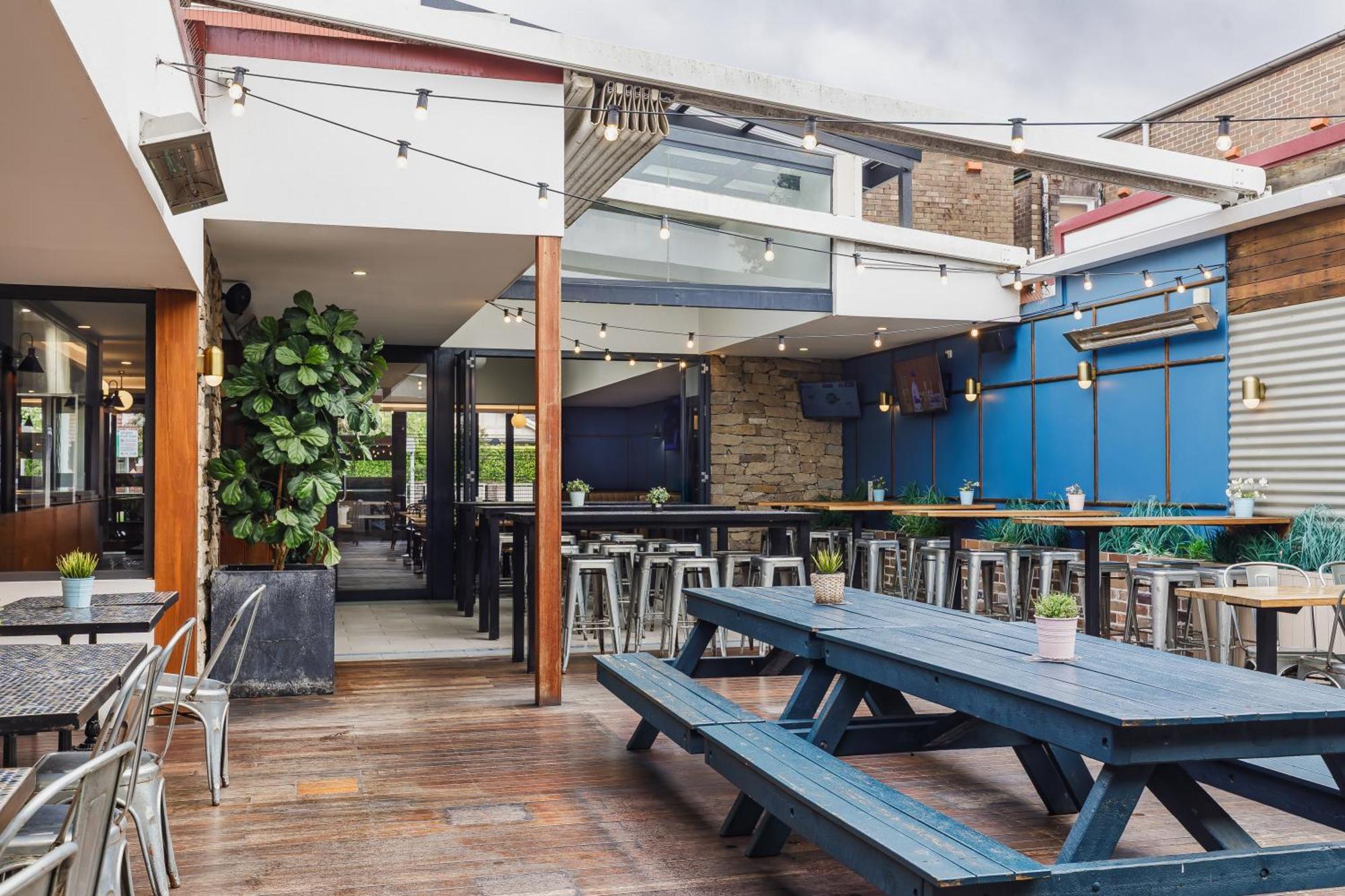The Lakes Hotel, Rosebery Hotel